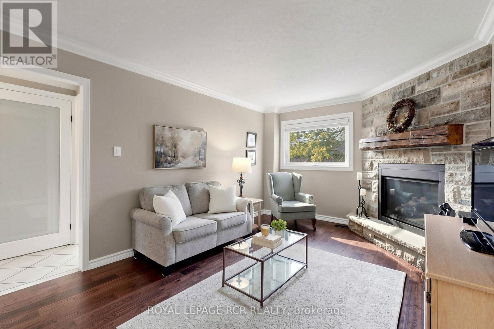 981 Krista Court, Newmarket, Ontario  L3Y 7E9 - Photo 12 - N13743230