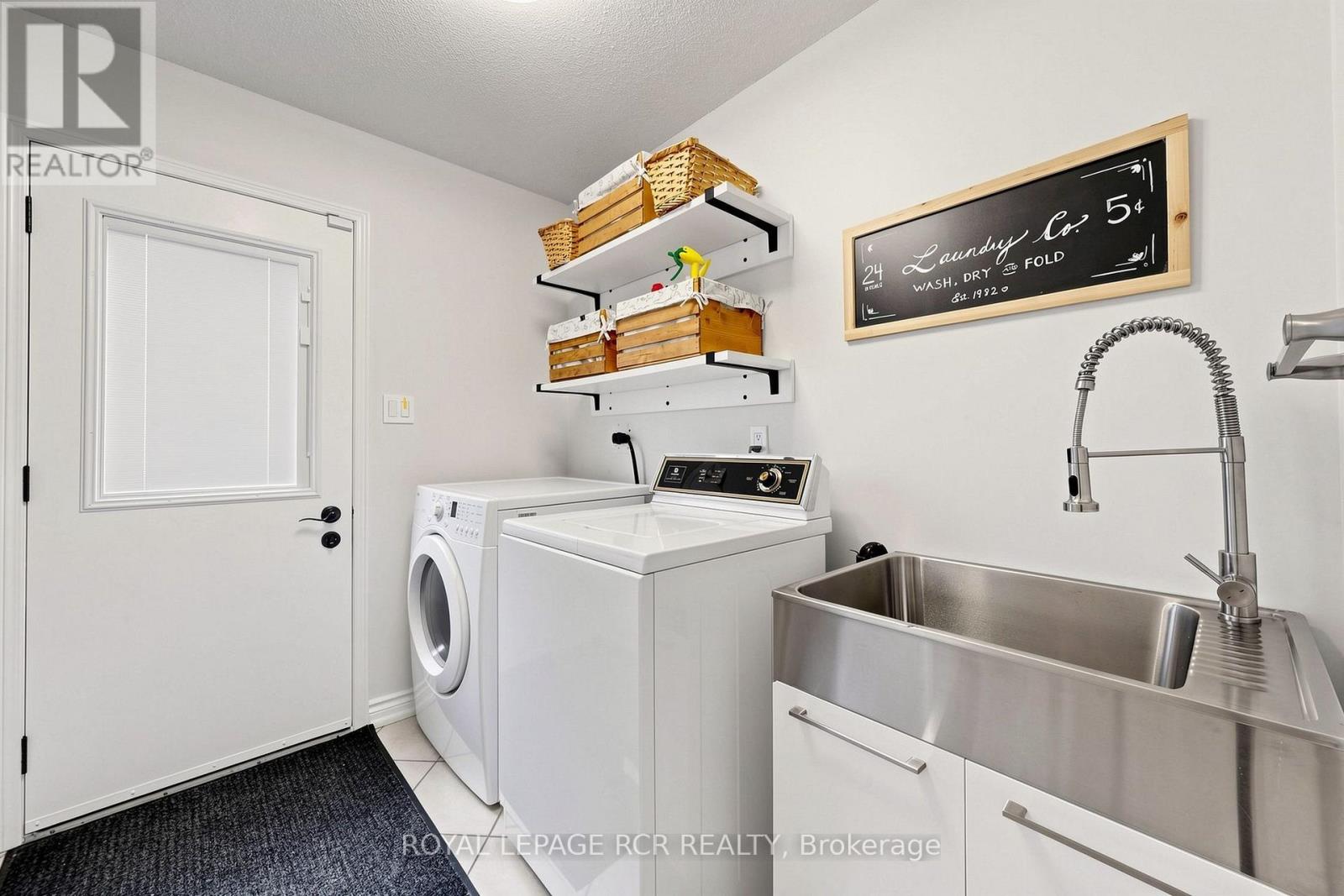981 Krista Court, Newmarket, Ontario  L3Y 7E9 - Photo 19 - N13743230