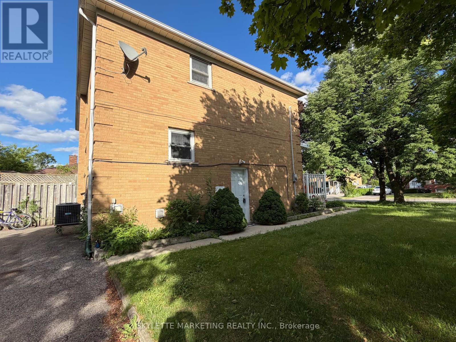 Lower - 229 Zelda Crescent, Richmond Hill, Ontario  L4C 2Y7 - Photo 3 - N13743248