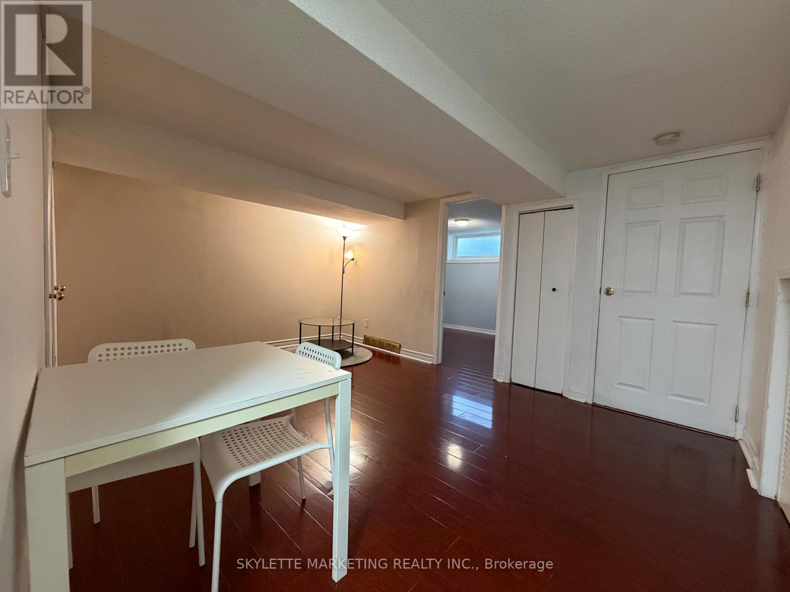 Lower - 229 Zelda Crescent, Richmond Hill, Ontario  L4C 2Y7 - Photo 6 - N13743248