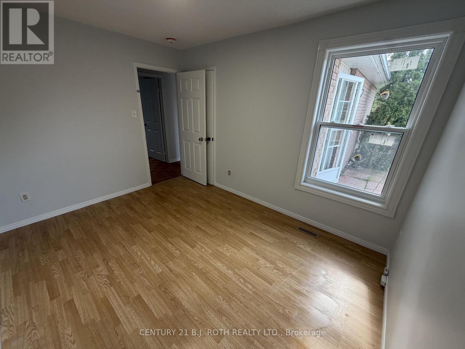 11 Cartwright Drive, Barrie (Cundles East), Ontario  L4M 5P9 - Photo 10 - S13743198