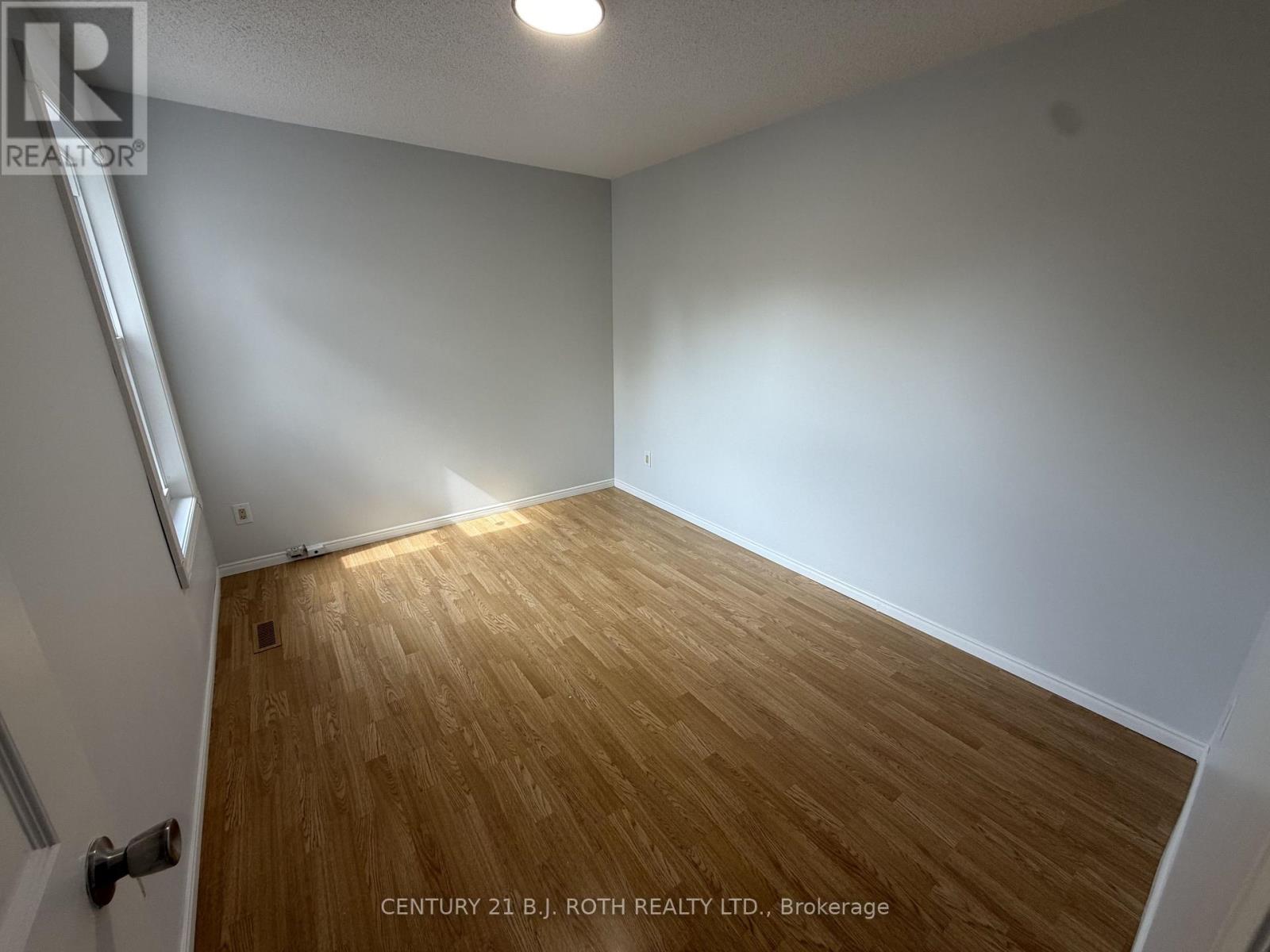 11 Cartwright Drive, Barrie (Cundles East), Ontario  L4M 5P9 - Photo 11 - S13743198