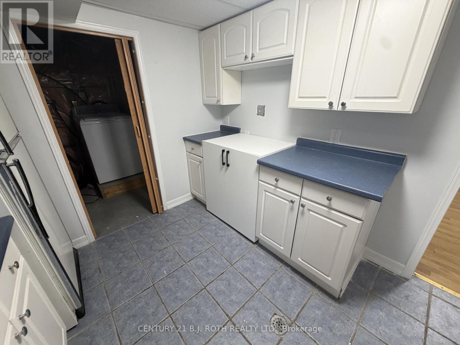 11 Cartwright Drive, Barrie (Cundles East), Ontario  L4M 5P9 - Photo 22 - S13743198