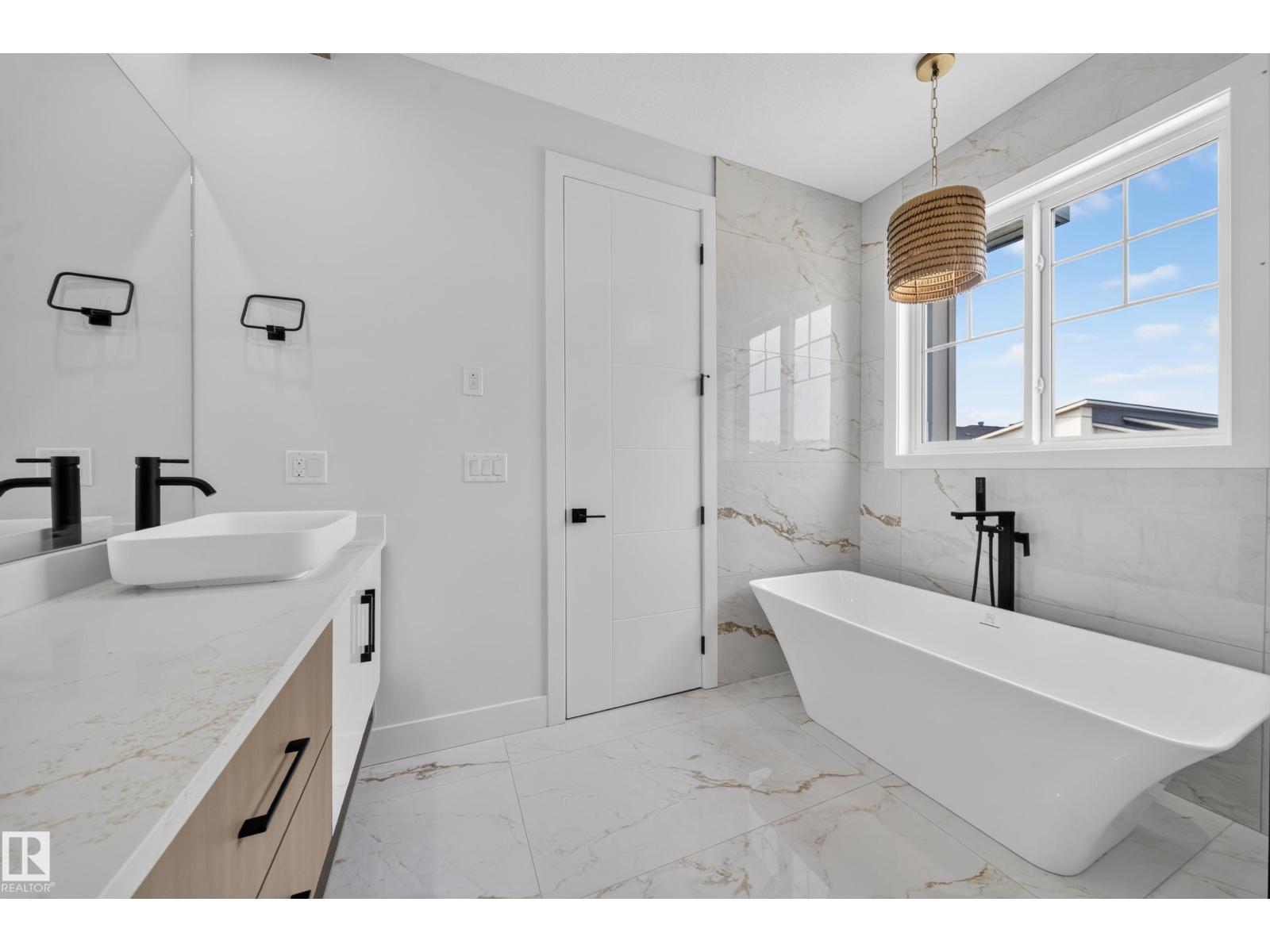 8418 Mayday Link Li SW, Edmonton, Alberta T6X 3G1 - Photo 42 - E4505612
