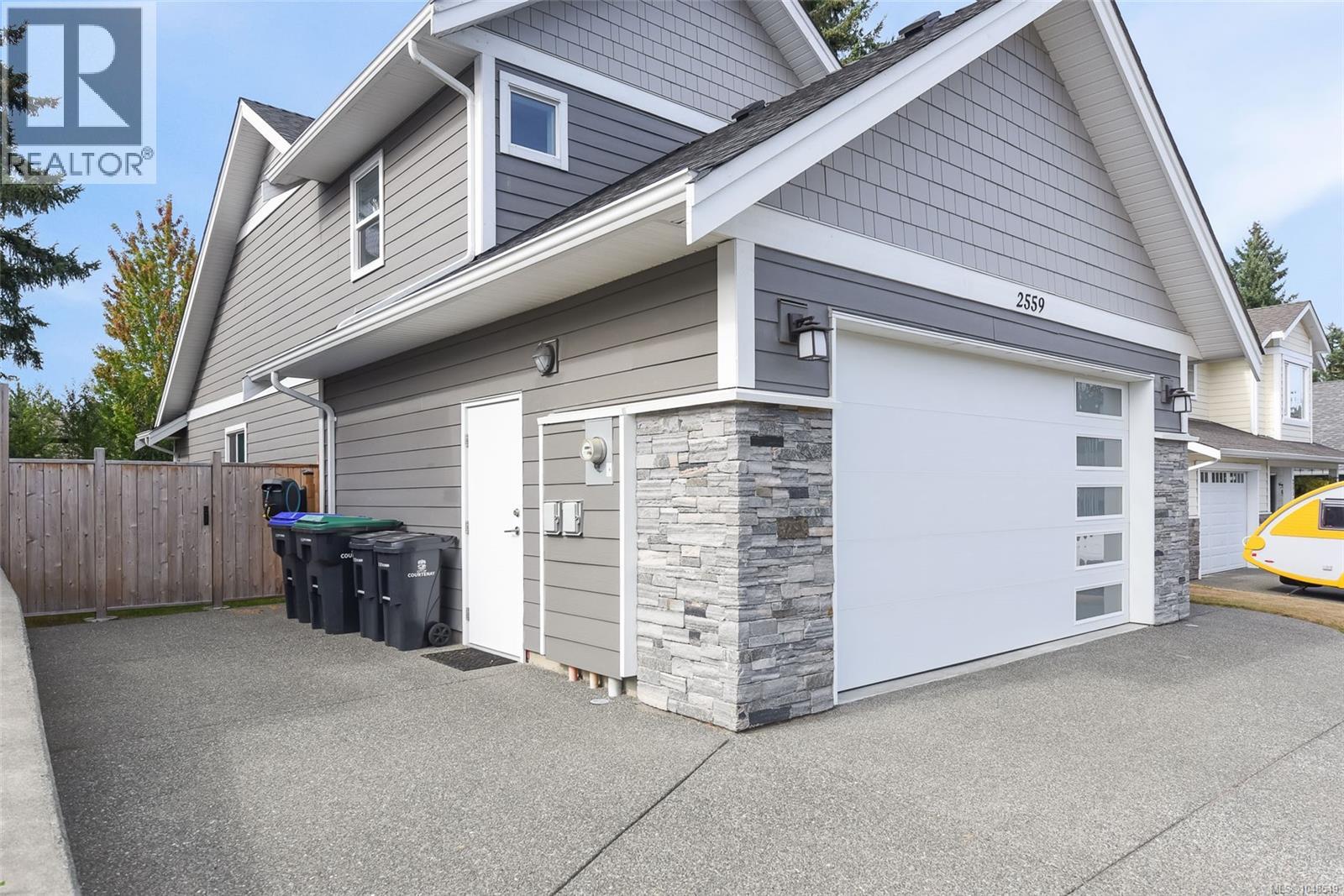 2559 Brookfield Dr, Courtenay, British Columbia  V9N 0E6 - Photo 2 - 1048549