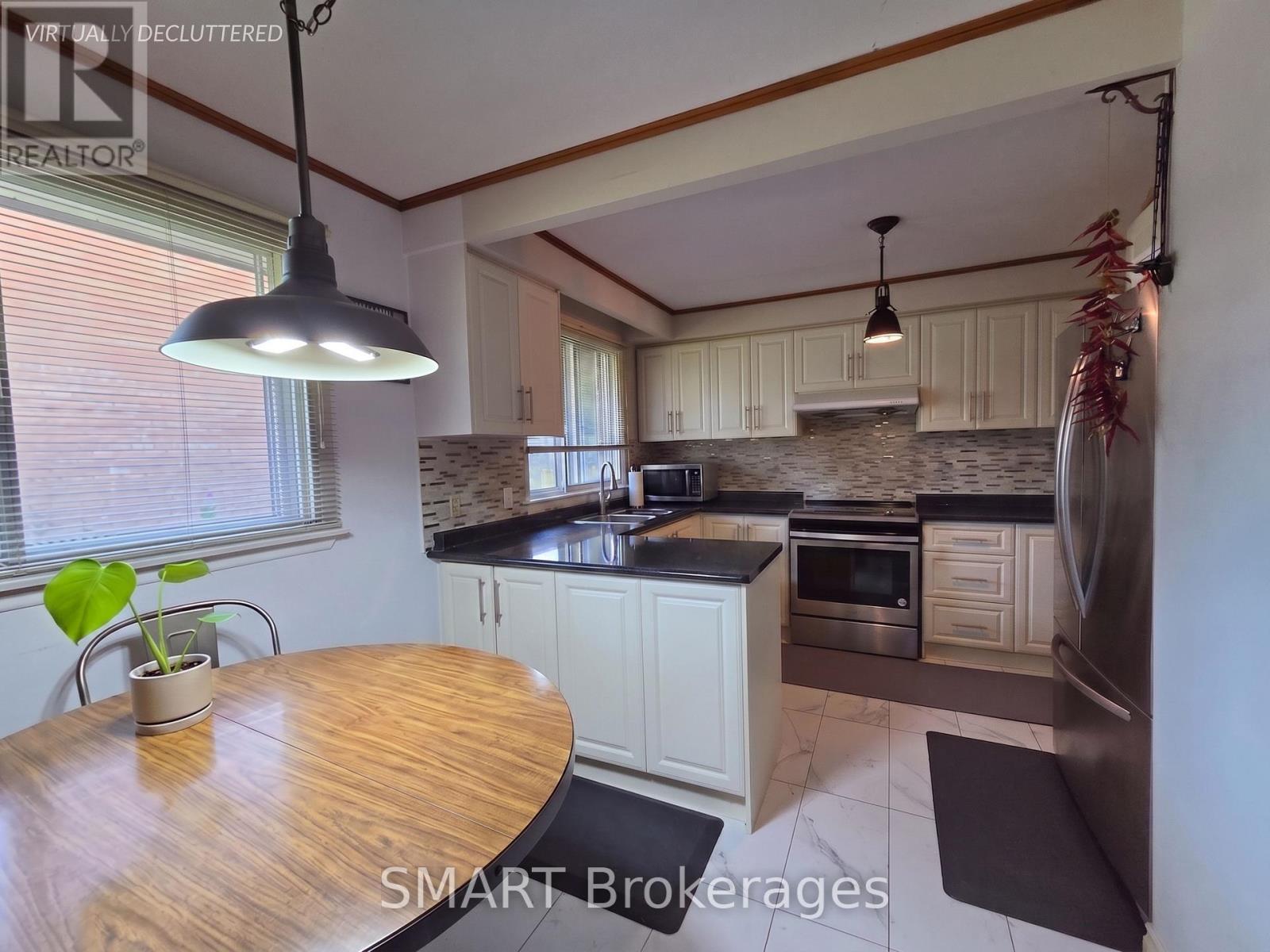 482 Ruth Avenue, Toronto, Ontario  M2M 2J3 - Photo 11 - C13739590