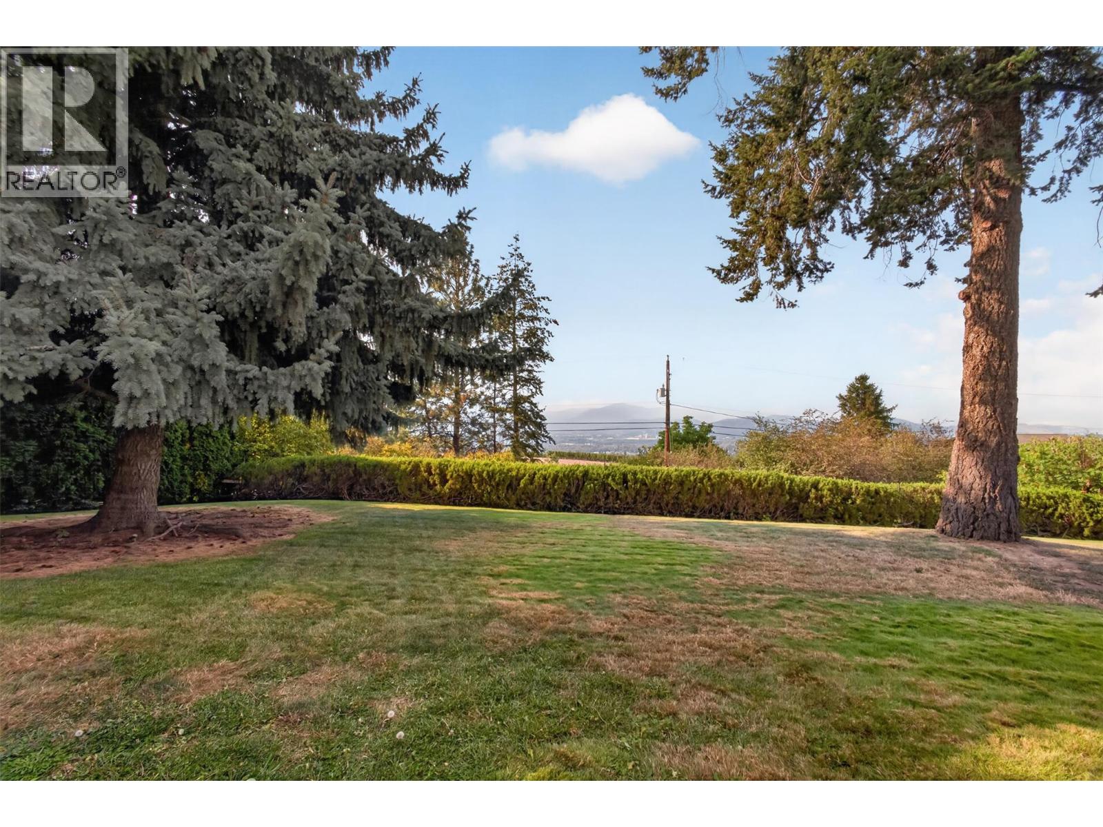 3931 Todd Road, Kelowna, British Columbia  V1W 4B3 - Photo 65 - 10399577