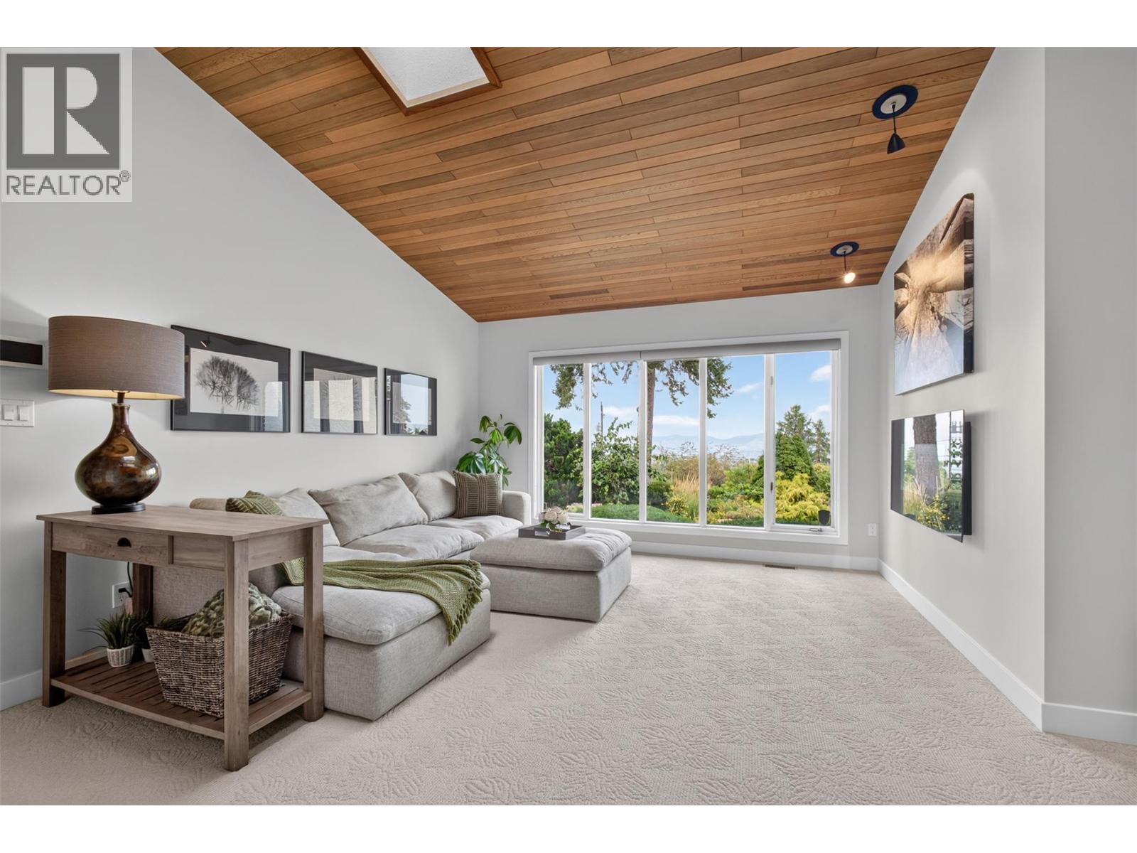 3931 Todd Road, Kelowna, British Columbia  V1W 4B3 - Photo 16 - 10399577