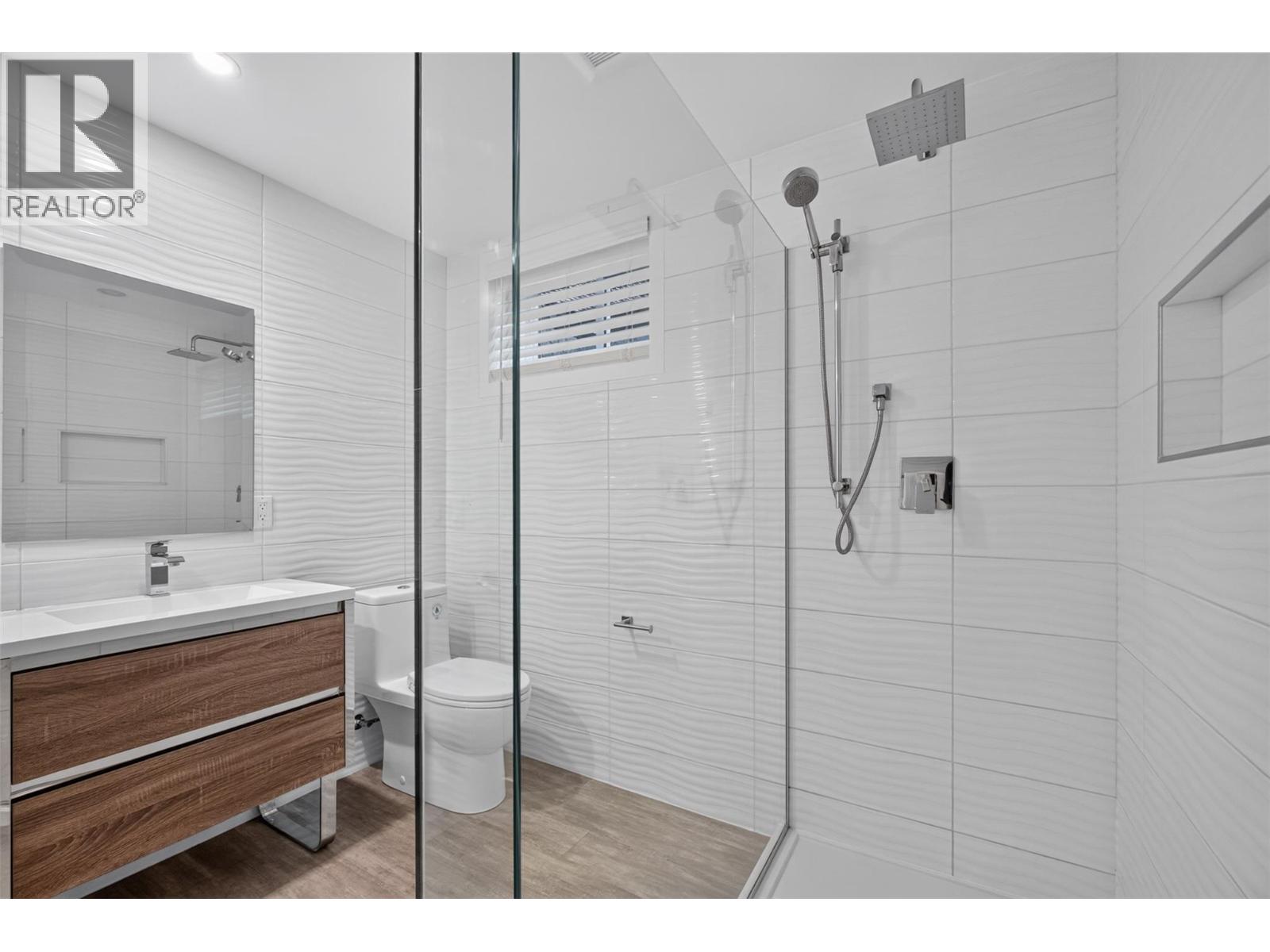 3931 Todd Road, Kelowna, British Columbia  V1W 4B3 - Photo 53 - 10399577