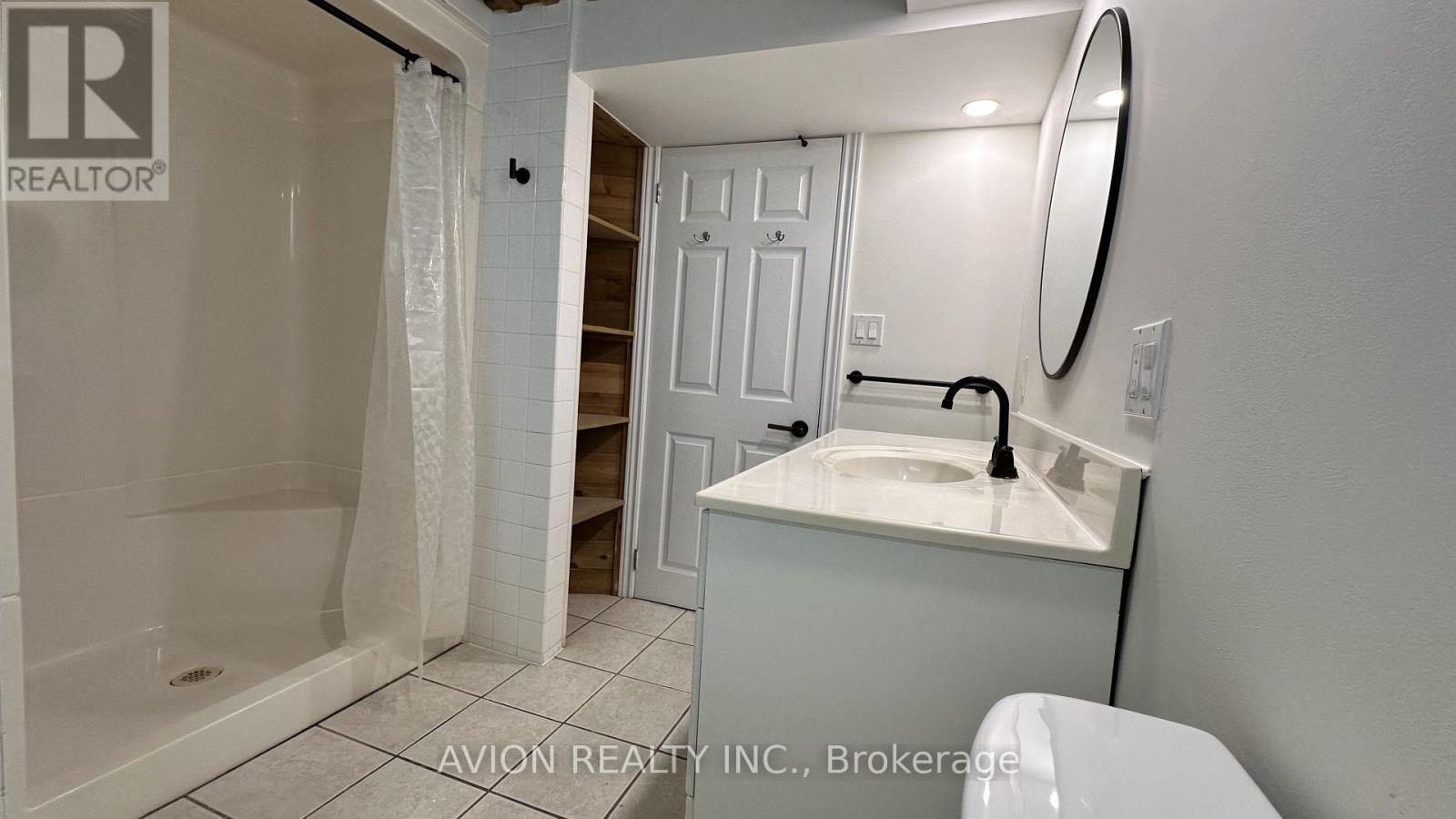 Bsmt - 570 Exbury Crescent, Mississauga, Ontario  L5G 2P4 - Photo 17 - W13743166