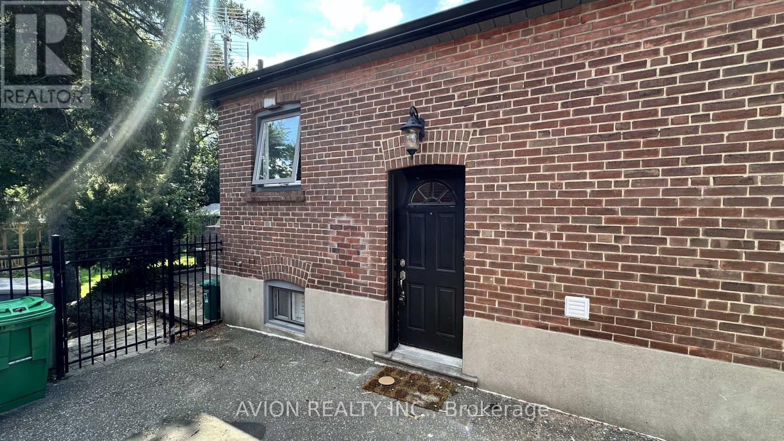Bsmt - 570 Exbury Crescent, Mississauga, Ontario  L5G 2P4 - Photo 5 - W13743166