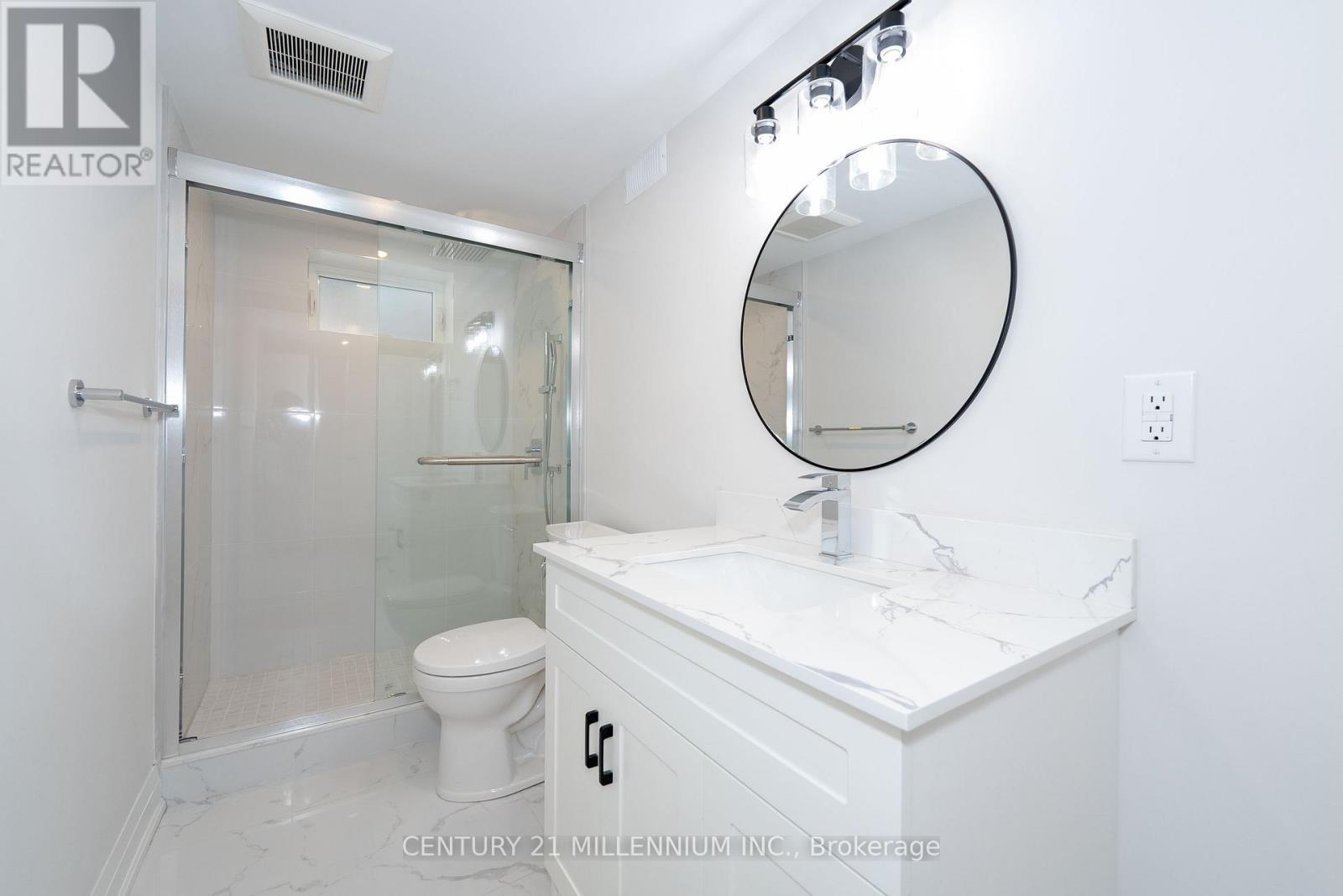 B - 31 Mariposa Avenue, Toronto, Ontario  M6N 4A1 - Photo 17 - W13743168
