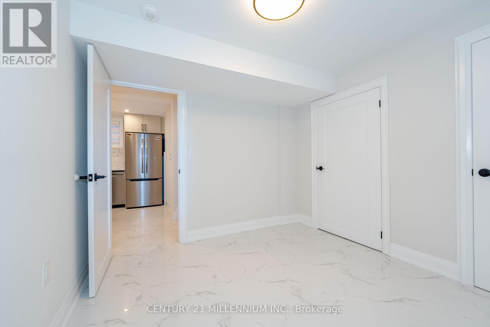 B - 31 Mariposa Avenue, Toronto, Ontario  M6N 4A1 - Photo 4 - W13743168