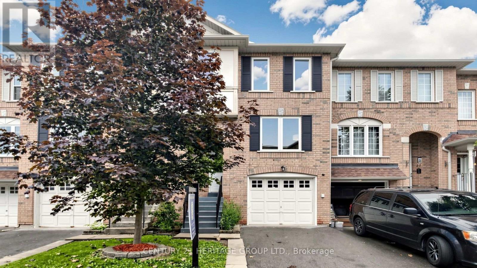 UNIT 39, 2 CLAY BRICK COURT, Brampton, Ontario