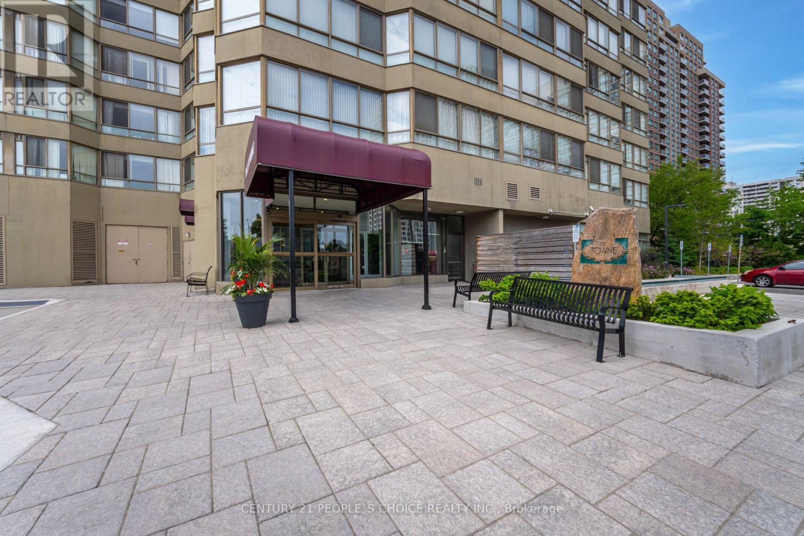 703 - 3605 Kariya Drive, Mississauga, Ontario L5B 3J4 - Photo 2 - W13743214