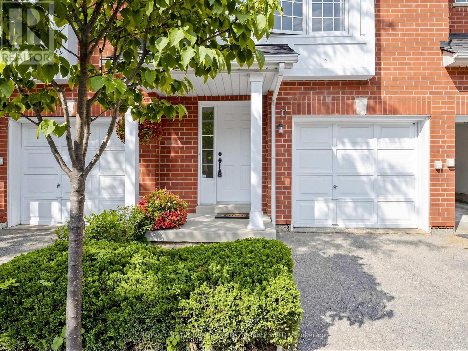 11 - 1575 South Parade Court, Mississauga, Ontario  L5M 6E9 - Photo 3 - W13743226