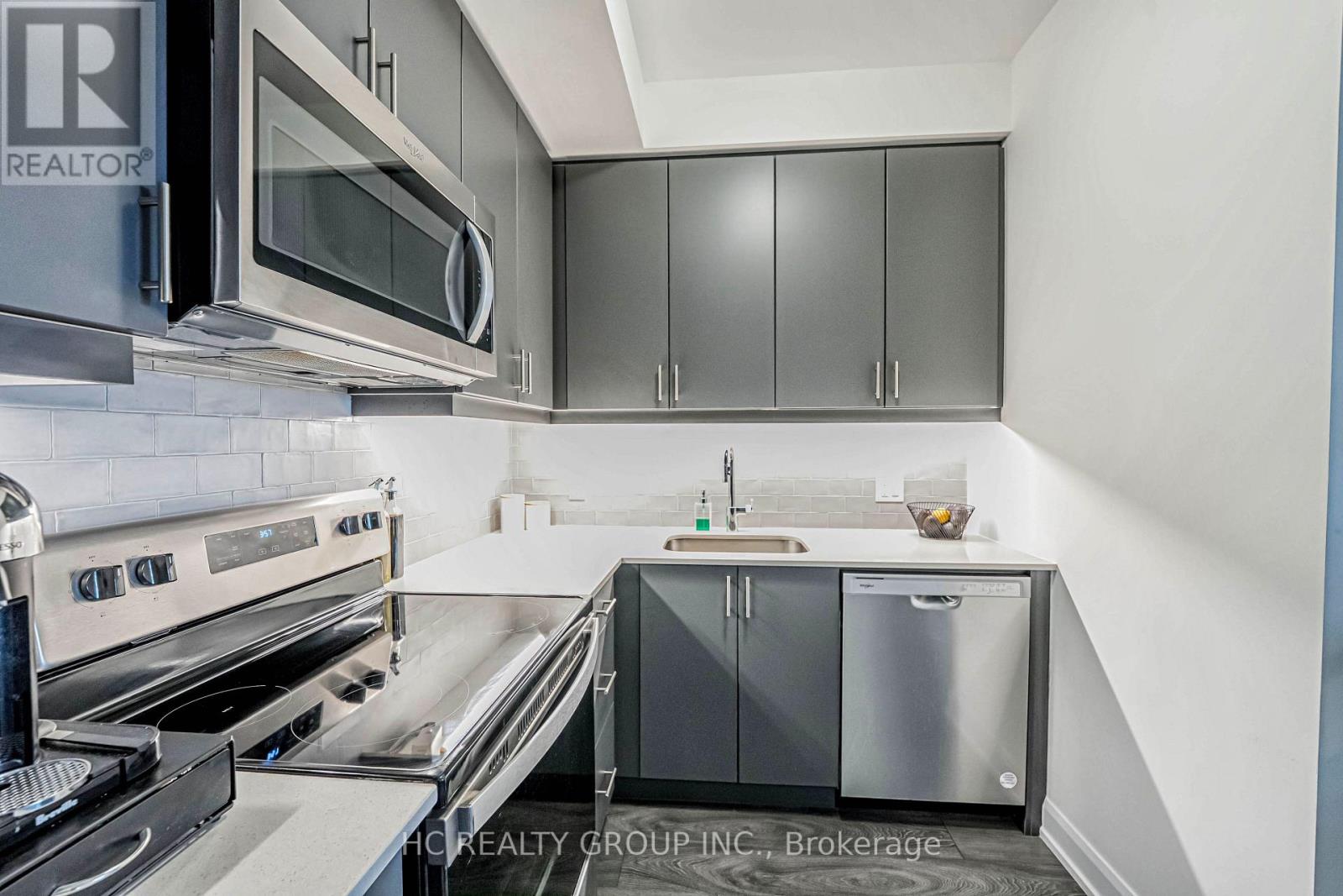 302 - 3220 William Coltson Ave Avenue E, Oakville, Ontario  L6H 7X9 - Photo 10 - W13743238