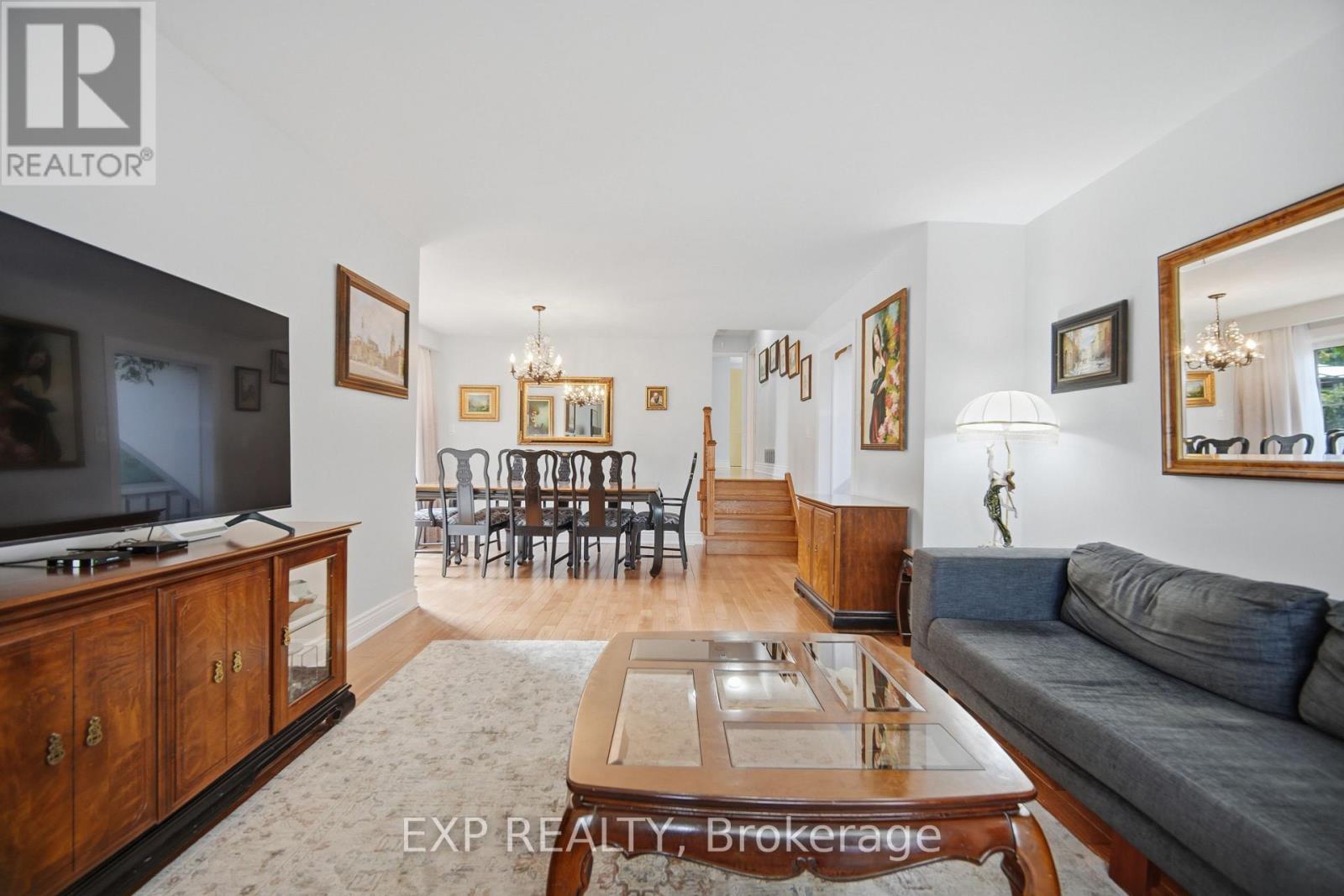 357 Karen Park Crescent, Mississauga, Ontario  L5A 3C8 - Photo 10 - W13743258
