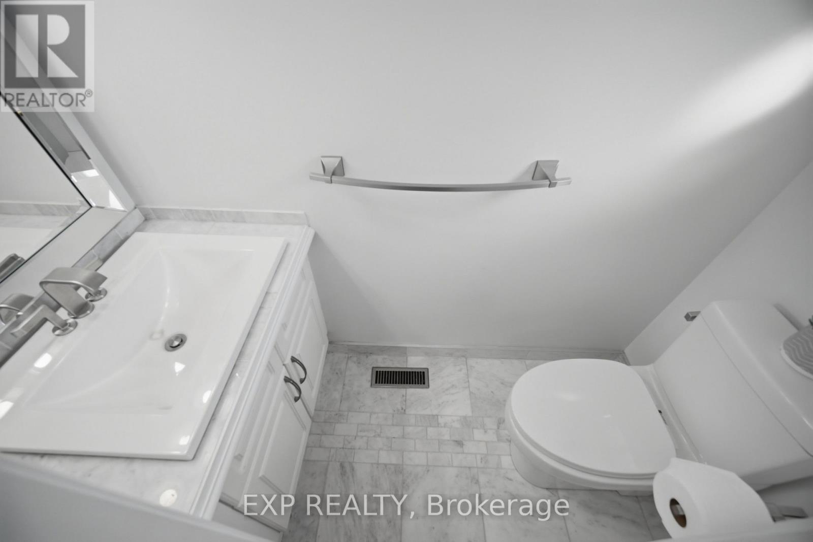 357 Karen Park Crescent, Mississauga, Ontario  L5A 3C8 - Photo 23 - W13743258