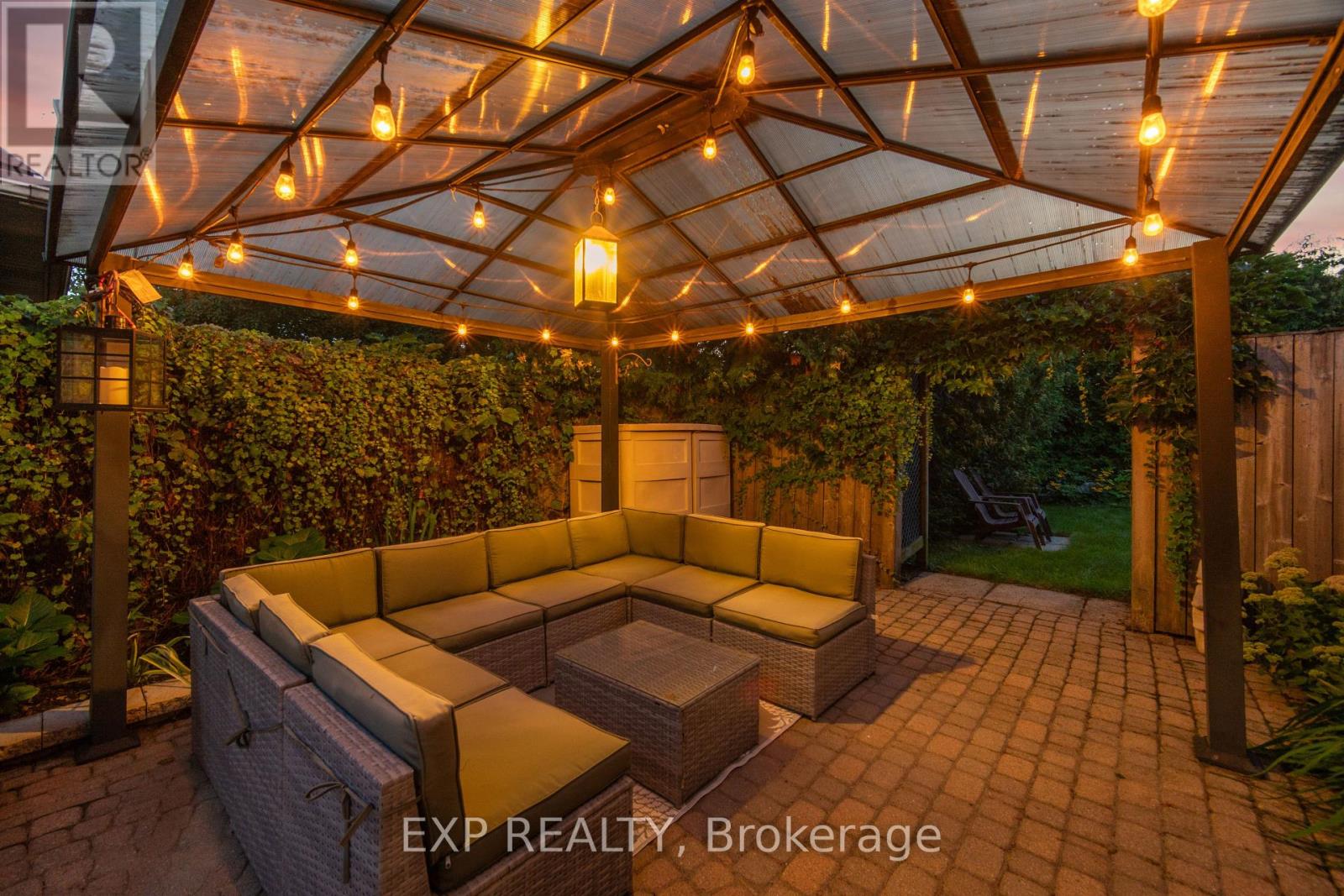 357 Karen Park Crescent, Mississauga, Ontario  L5A 3C8 - Photo 40 - W13743258