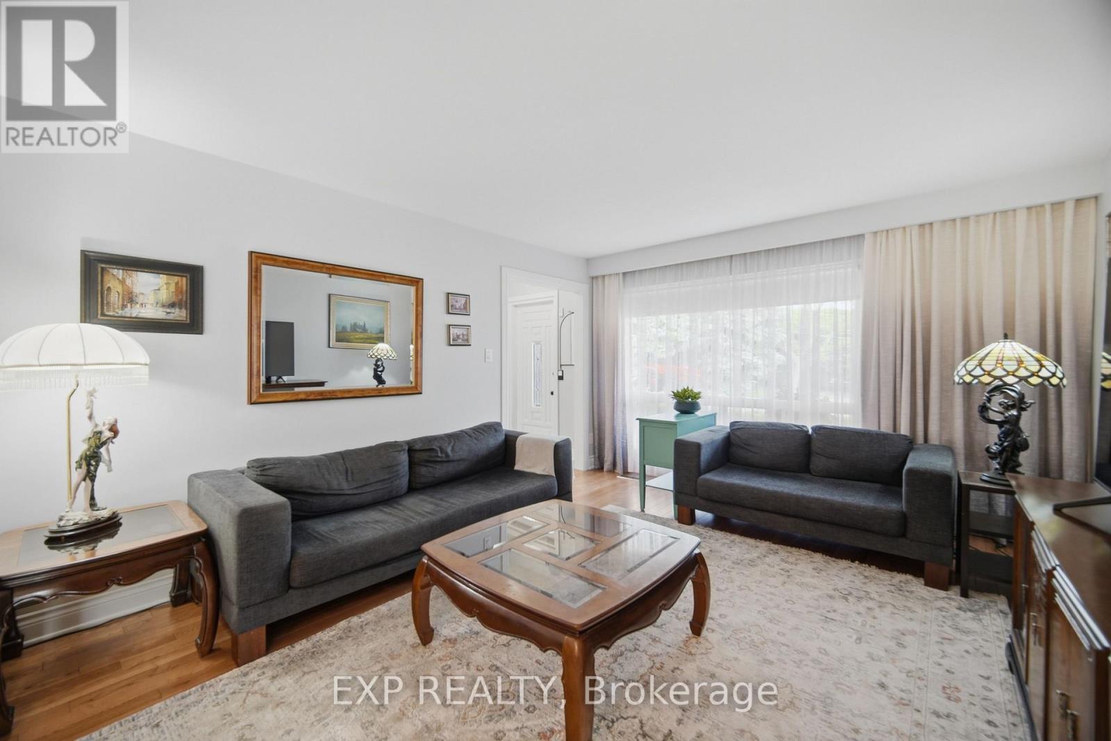 357 Karen Park Crescent, Mississauga, Ontario  L5A 3C8 - Photo 9 - W13743258