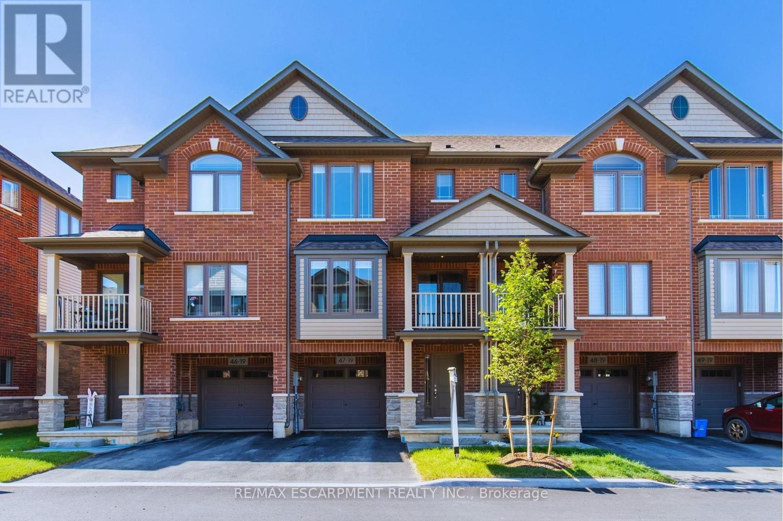 47 - 19 PICARDY DRIVE, Hamilton, Ontario