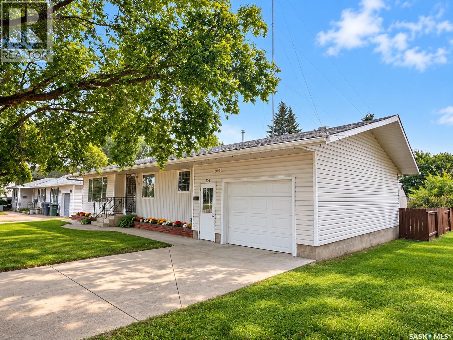 206 1st Street, Dalmeny, Saskatchewan  S0K 1E0 - Photo 40 - SK047371