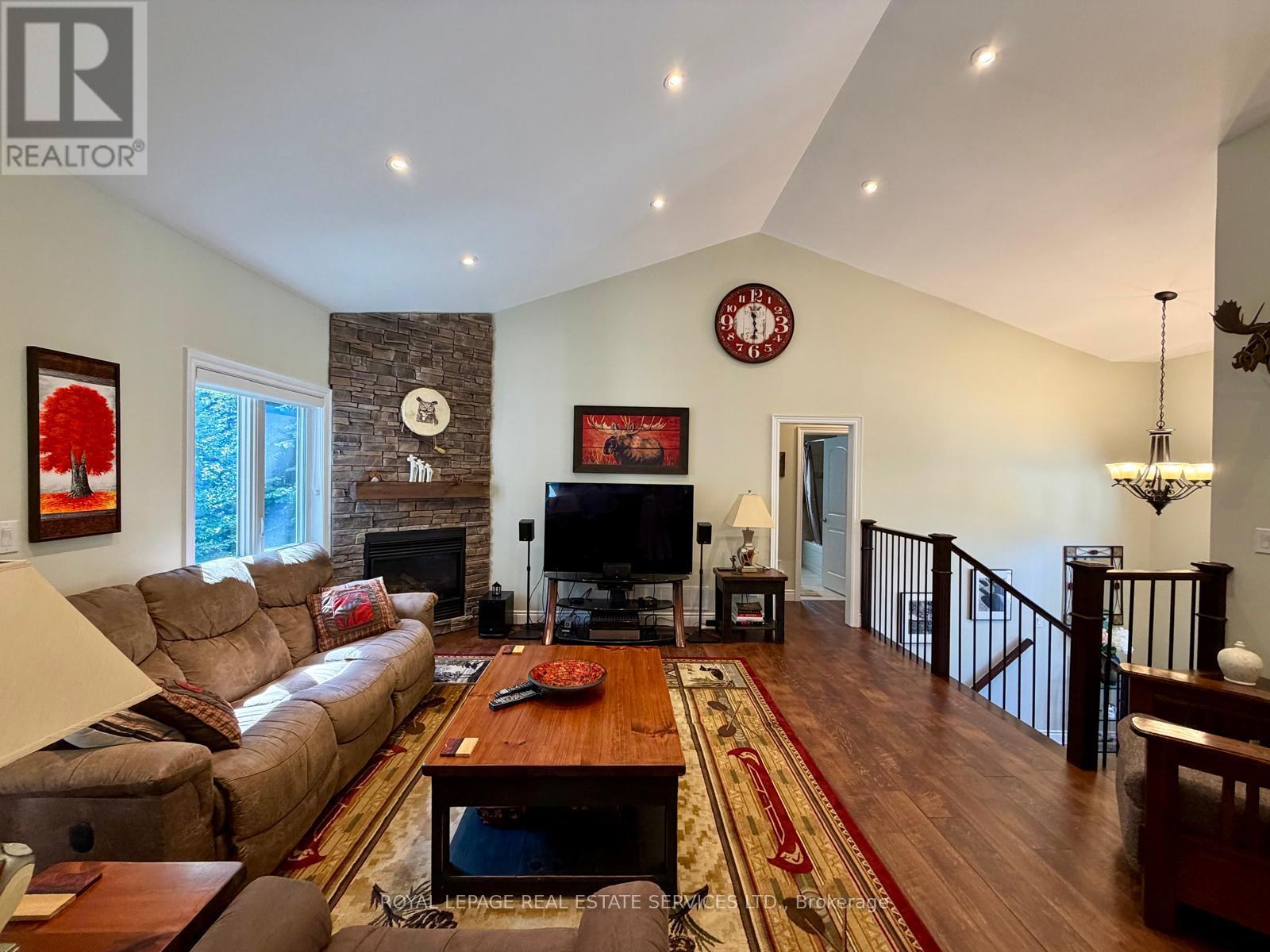 1045 Tower Crescent, Gravenhurst, Ontario  P0E 1G0 - Photo 5 - X13532662
