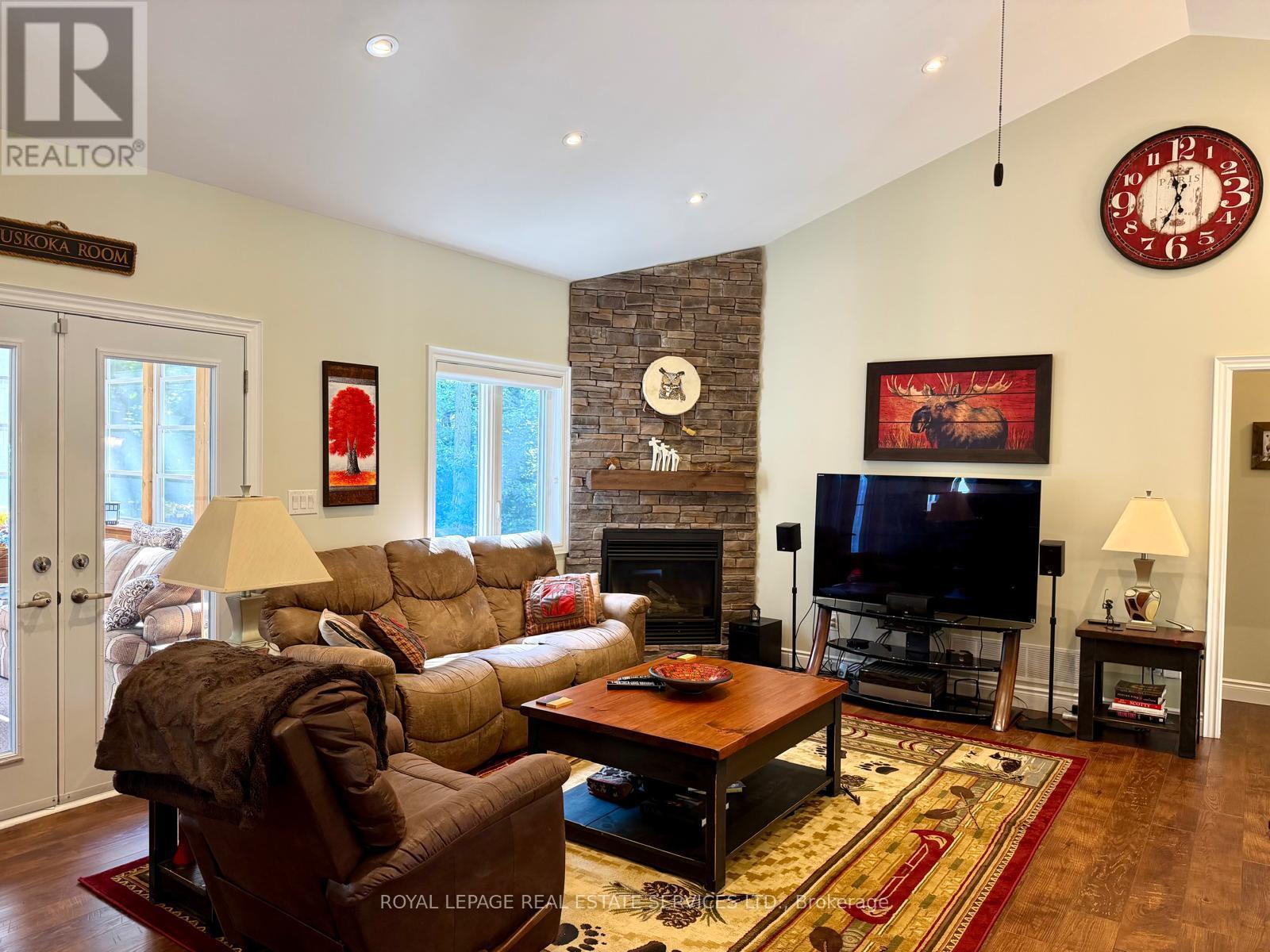 1045 Tower Crescent, Gravenhurst, Ontario  P0E 1G0 - Photo 6 - X13532662