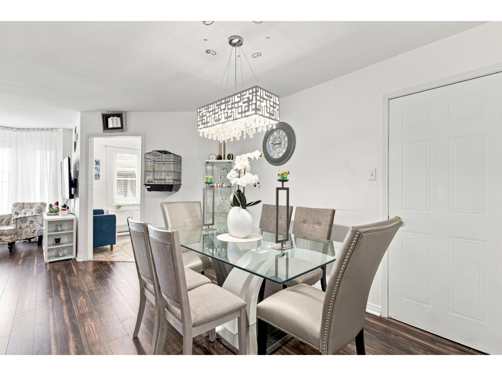 7150 Rue du Chardonneret|#4 Brossard Quebec Canada J4Z0B3 5