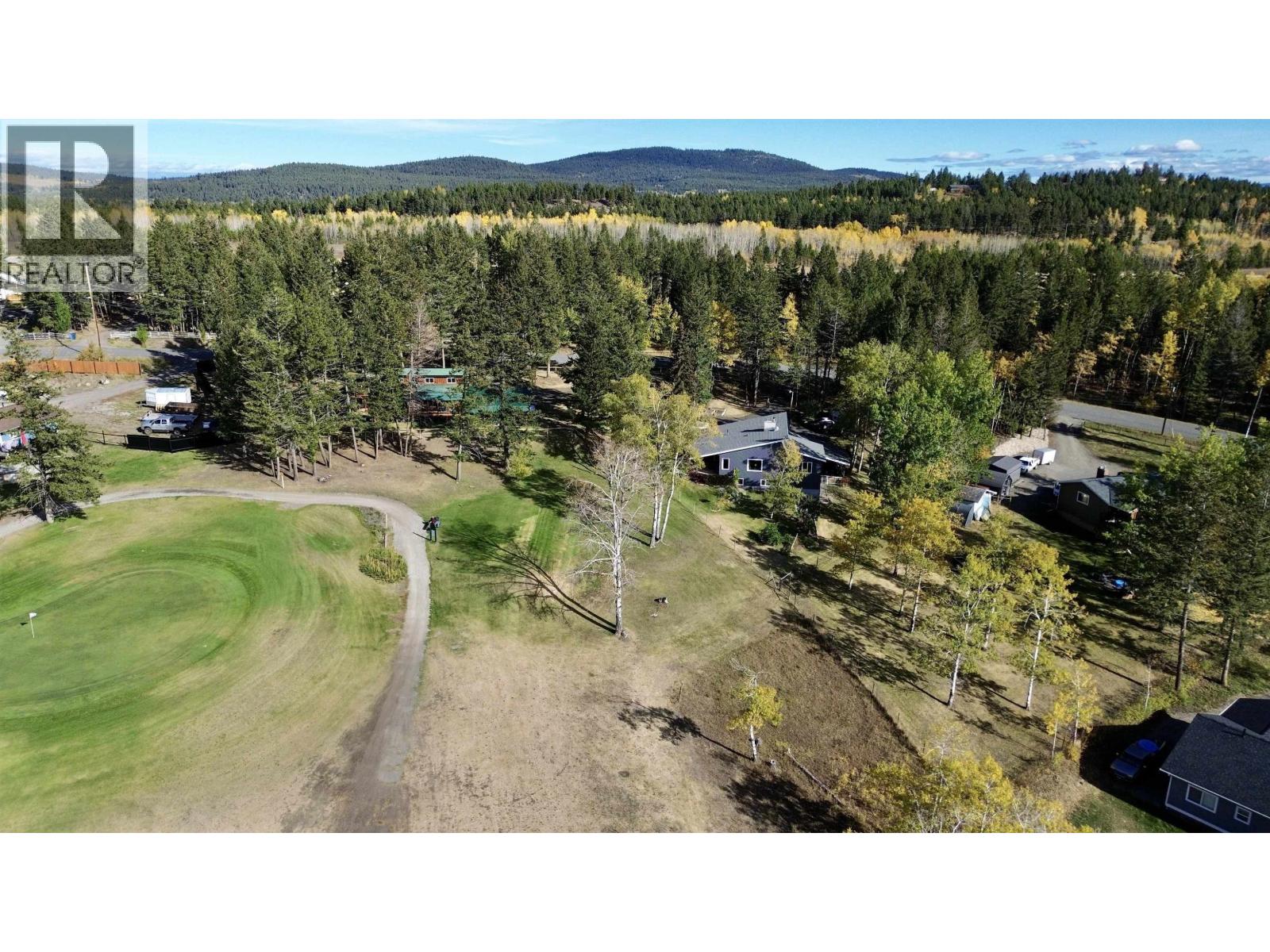 4838 Telqua Drive, 108 Mile Ranch, British Columbia  V0K 2Z0 - Photo 6 - R3161298