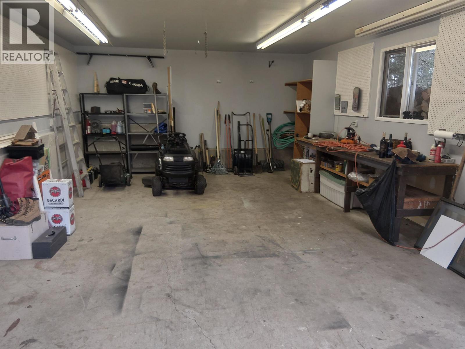 4838 Telqua Drive, 108 Mile Ranch, British Columbia  V0K 2Z0 - Photo 10 - R3161298