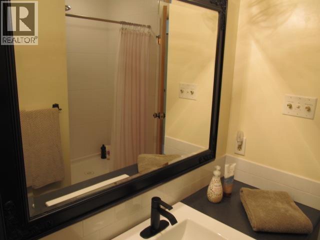 4838 Telqua Drive, 108 Mile Ranch, British Columbia  V0K 2Z0 - Photo 32 - R3161298