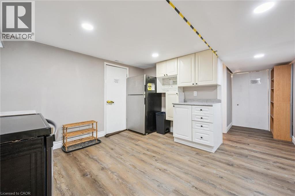 217 Mayfield Avenue, Waterloo, Ontario  N2J 3S6 - Photo 23 - 40860514