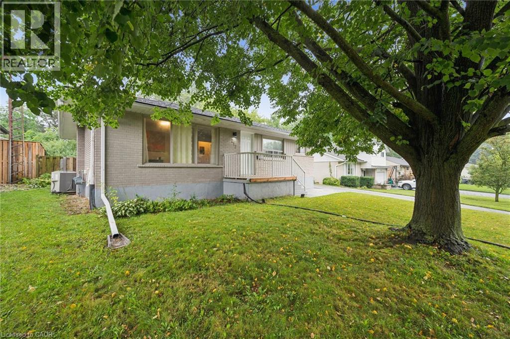 217 Mayfield Avenue, Waterloo, Ontario  N2J 3S6 - Photo 2 - 40860518