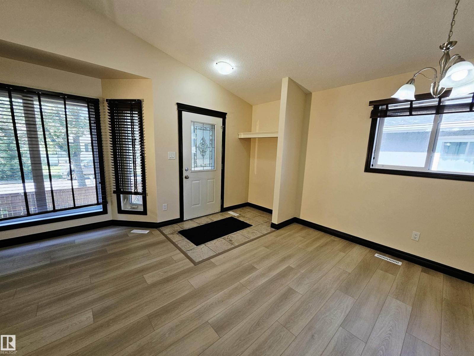 11625 88 St Nw, Edmonton, Alberta  T5B 3R5 - Photo 9 - E4505171