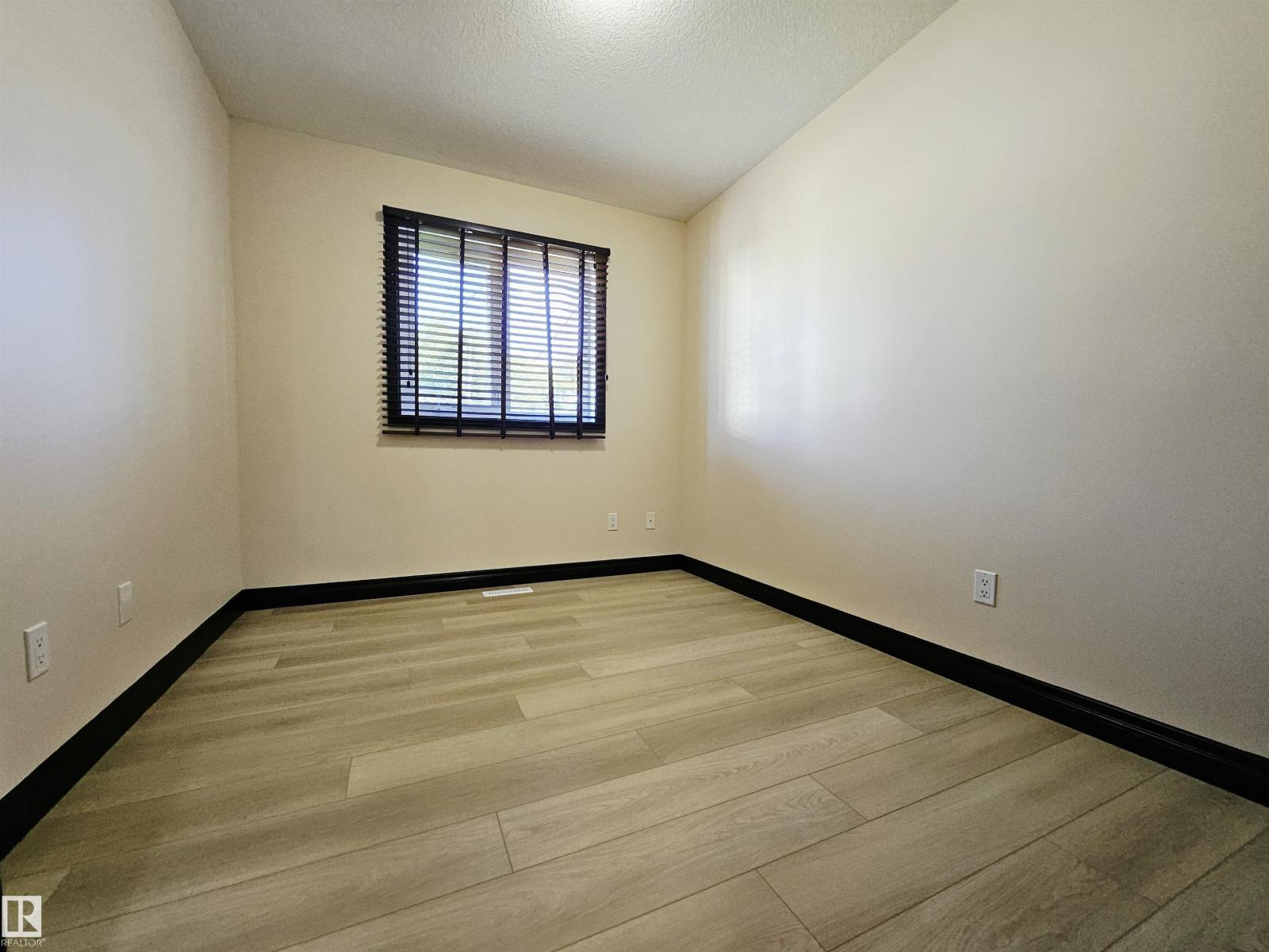 11625 88 St Nw, Edmonton, Alberta  T5B 3R5 - Photo 35 - E4505171