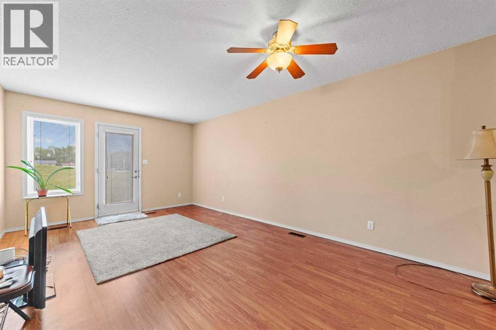 4503 69 Street, Camrose, Alberta  T4V 5B3 - Photo 10 - A2342323