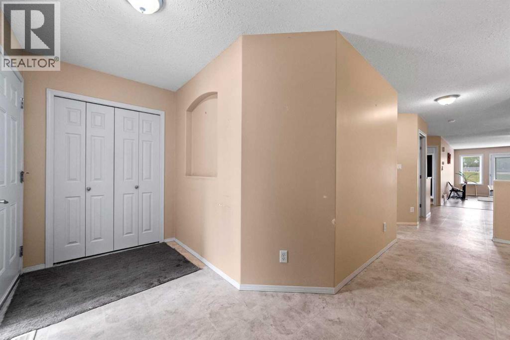 4503 69 Street, Camrose, Alberta  T4V 5B3 - Photo 4 - A2342323