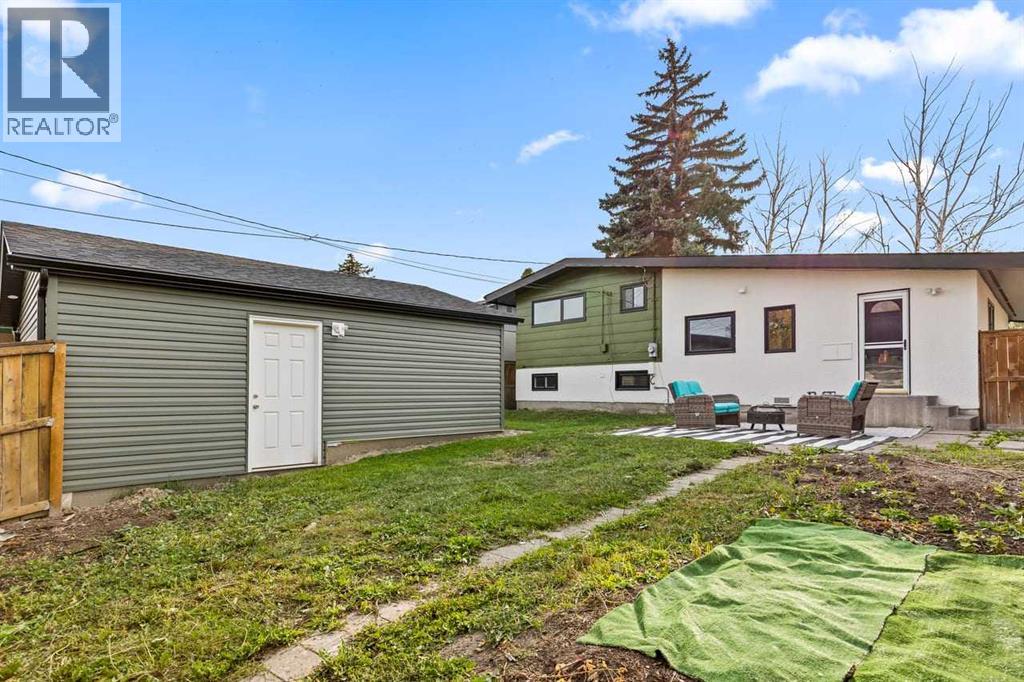 9716 2 Street Se, Calgary, Alberta T2J 0W2 - Photo 39 - A2342590