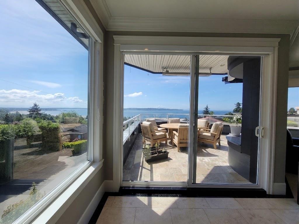1087 Finlay Street, White Rock, British Columbia  V4B 4K7 - Photo 8 - R3161422