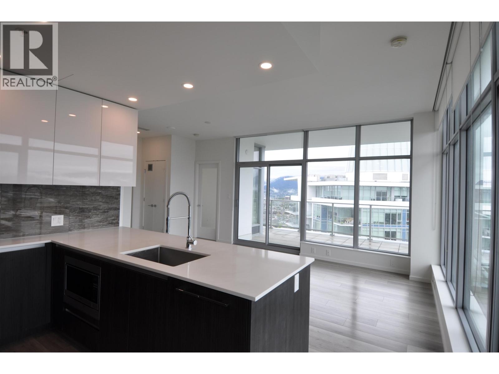 4401 1888 Gilmore Avenue, Burnaby, British Columbia  V5C 0L2 - Photo 2 - R3161418