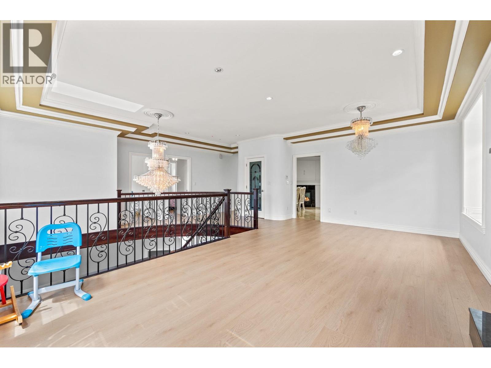 4581 Parker Street, Burnaby, British Columbia  V5C 3E1 - Photo 11 - R3161429
