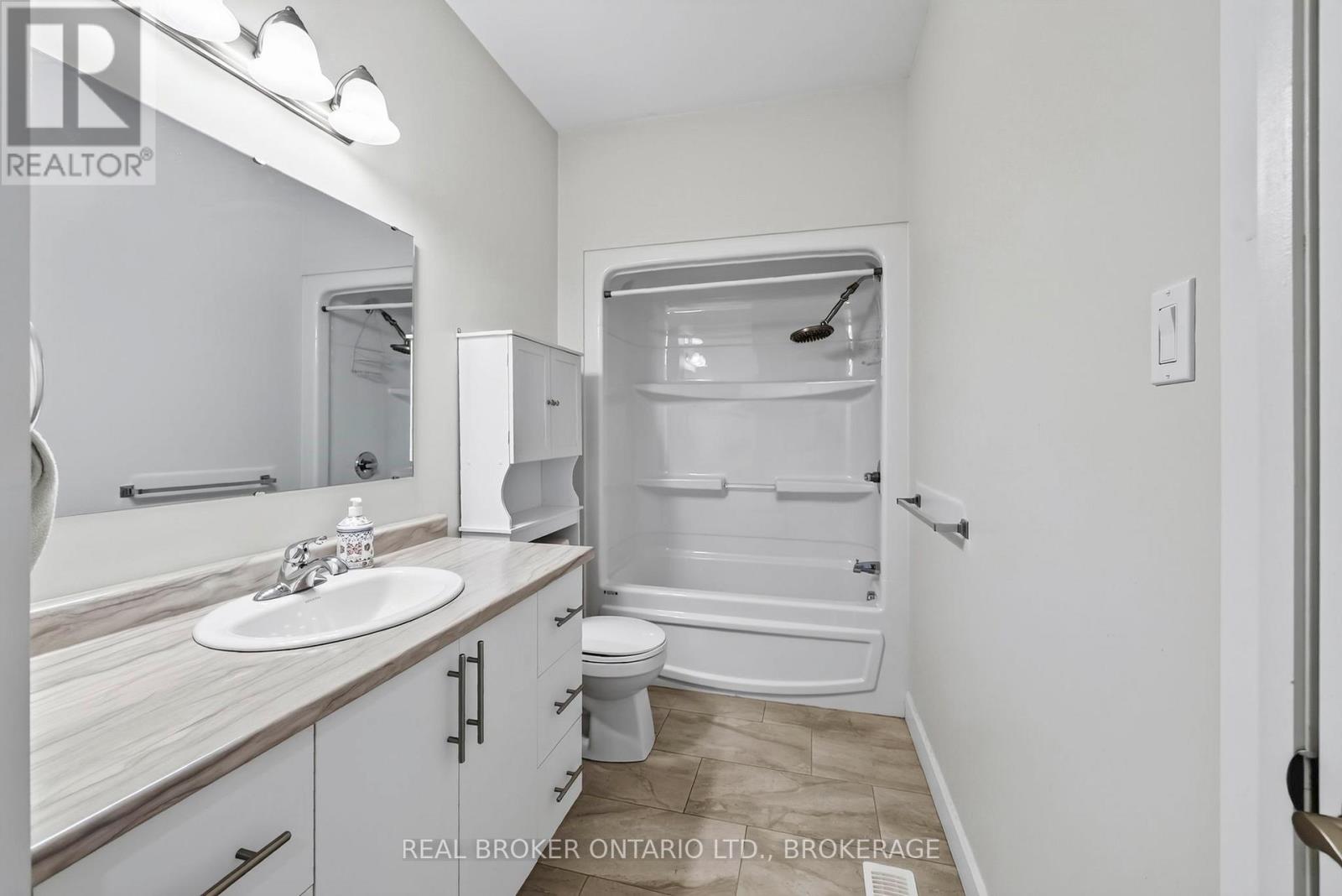 250 Lourdes Avenue, Cornwall, Ontario K6H 0E8 - Photo 7 - X13743282