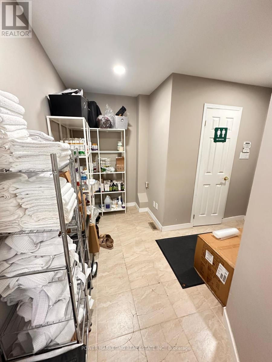 2888 St Joseph Boulevard, Ottawa, Ontario  K1C 1G7 - Photo 9 - X13743096