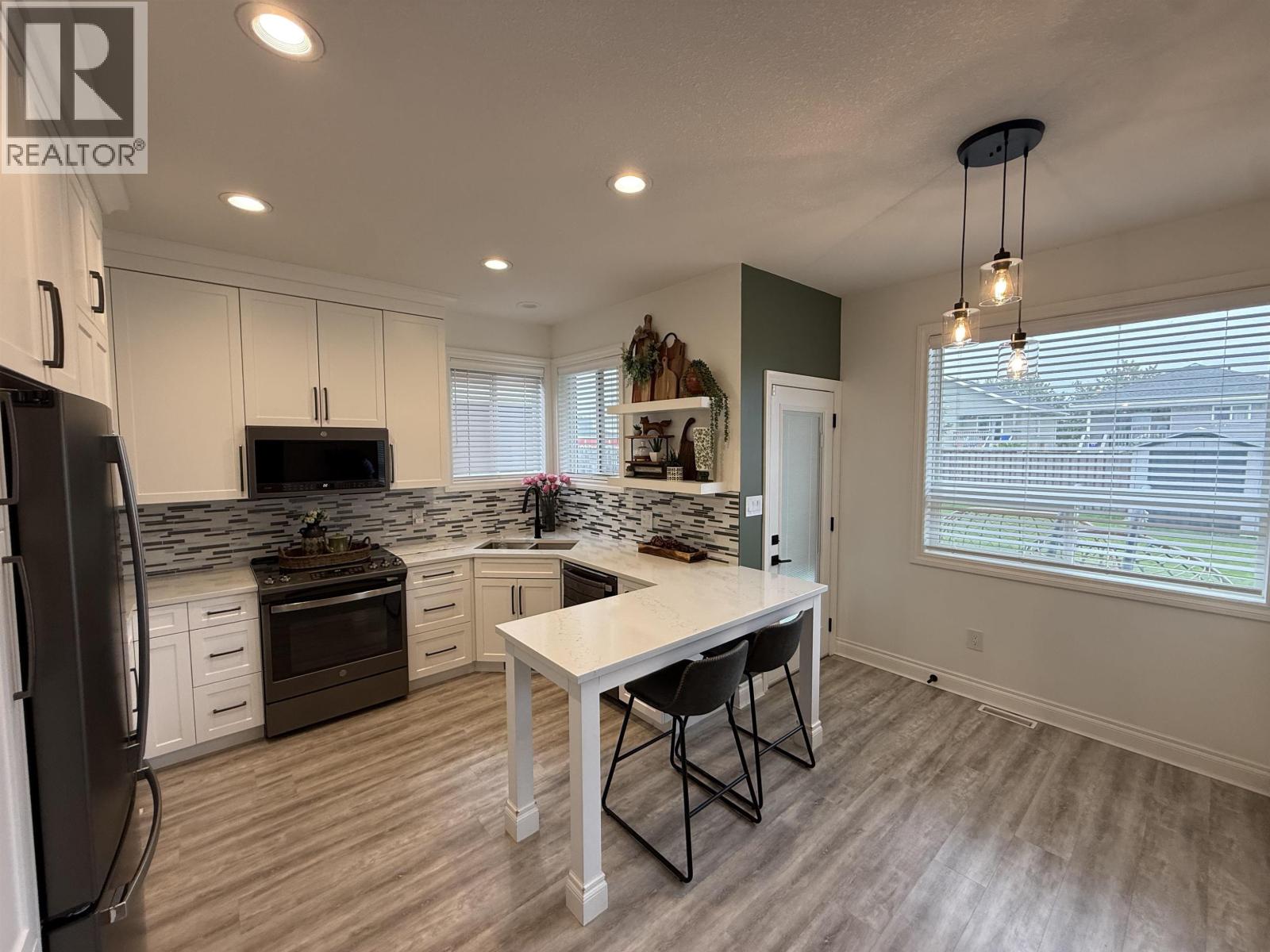 8407 86 Avenue, Fort St. John, British Columbia  V1J 0G4 - Photo 6 - R3161440