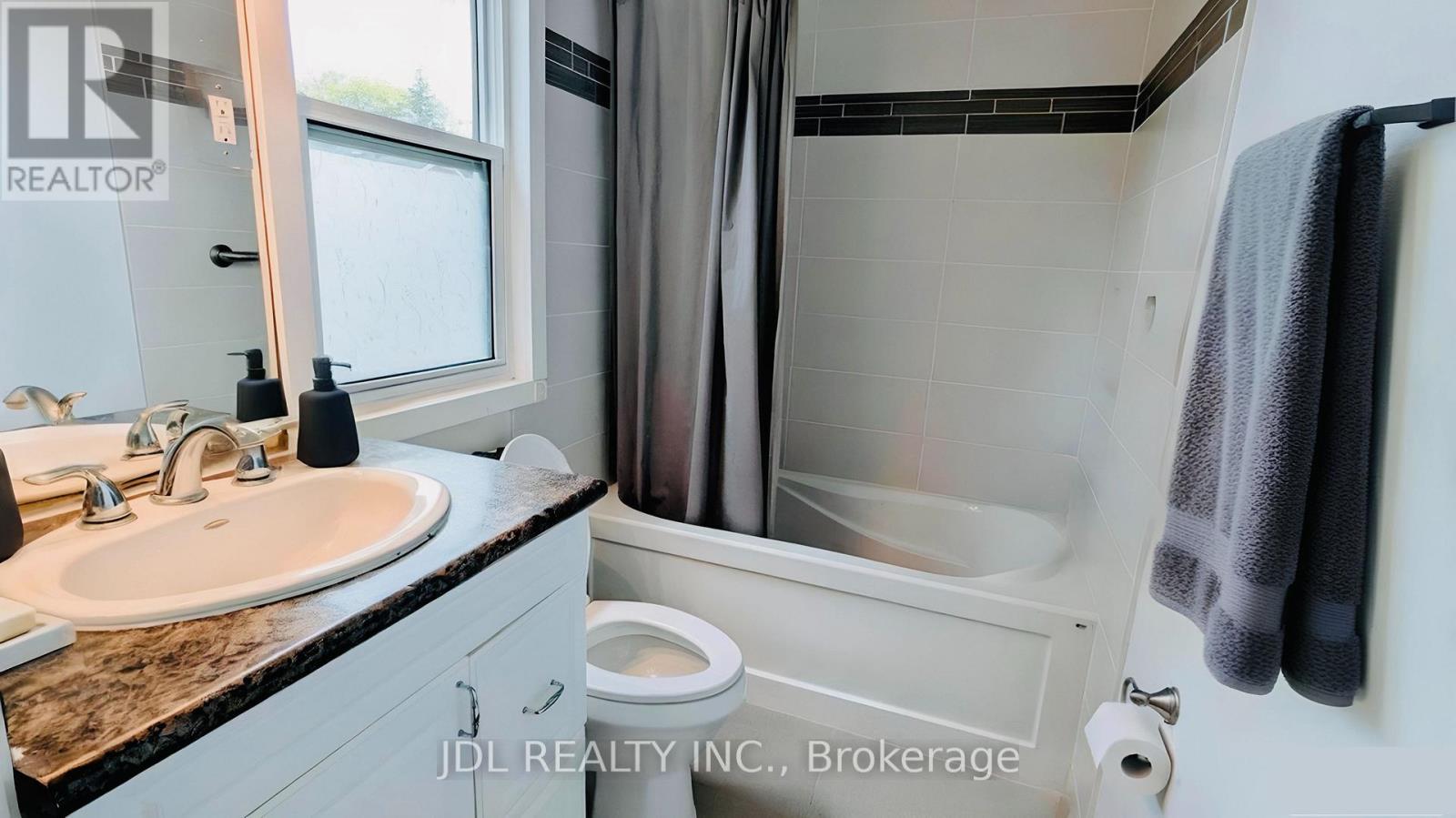 5 - 431 Keats Way, Waterloo, Ontario  N2L 5S7 - Photo 15 - X13743294