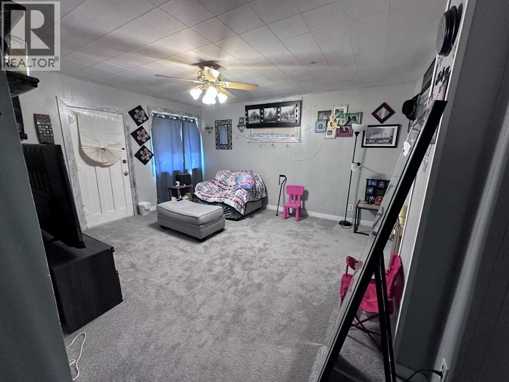 61 2 Avenue E, Cardston, Alberta  T0K 0K0 - Photo 7 - A2327072