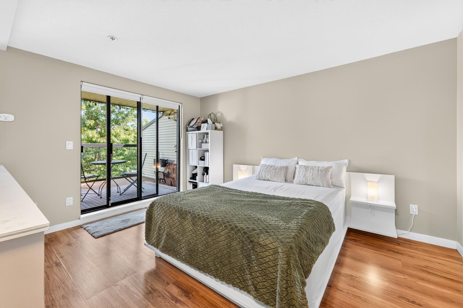 416 10866 City Parkway, Surrey, British Columbia  V3T 5W9 - Photo 10 - R3161409