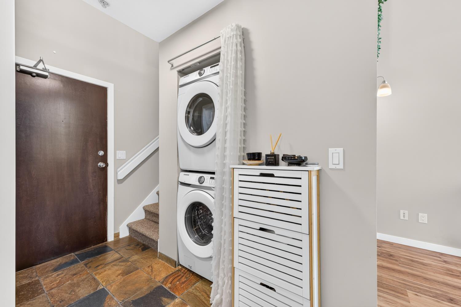 416 10866 City Parkway, Surrey, British Columbia  V3T 5W9 - Photo 14 - R3161409